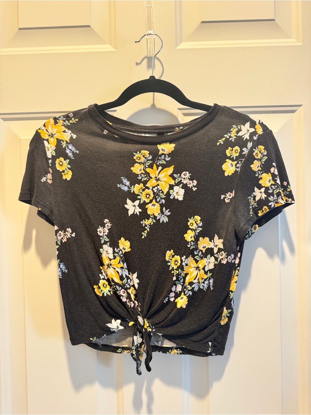 H&M Black Crop Top with Yellow Floral Print and Front Tie